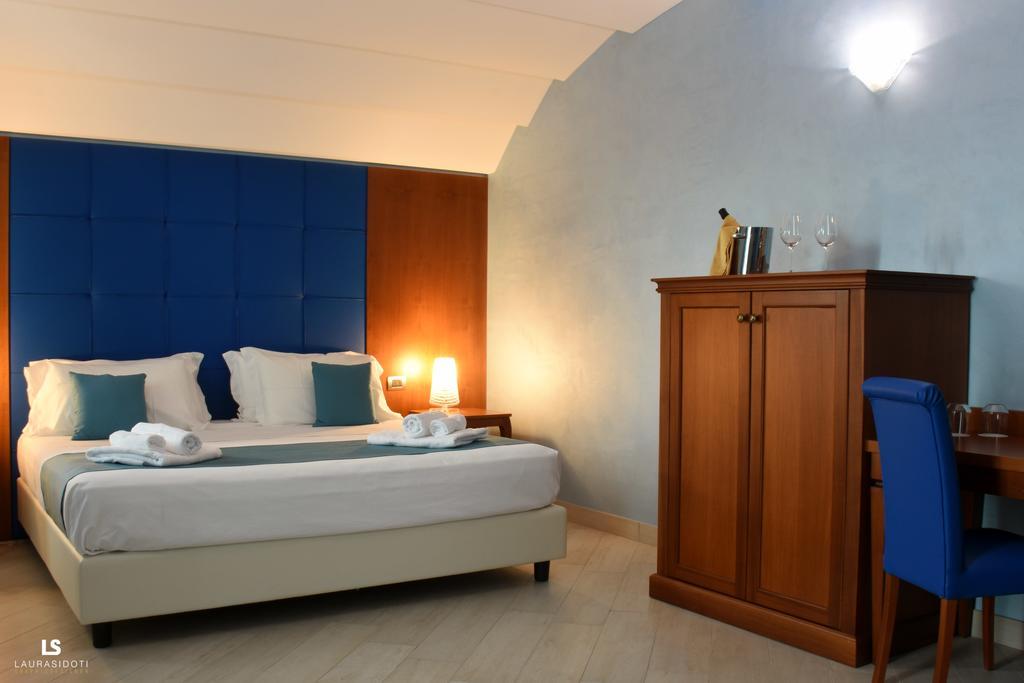 Hotel Riviera Azzurra Oliveri Exteriér fotografie